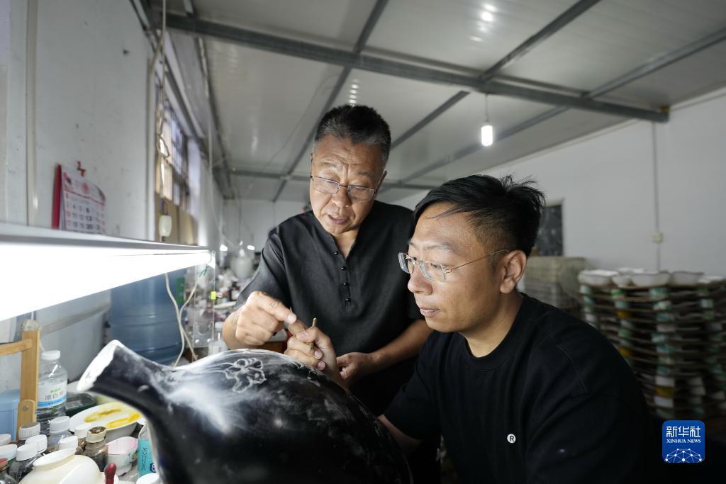 巴黎人电子总站